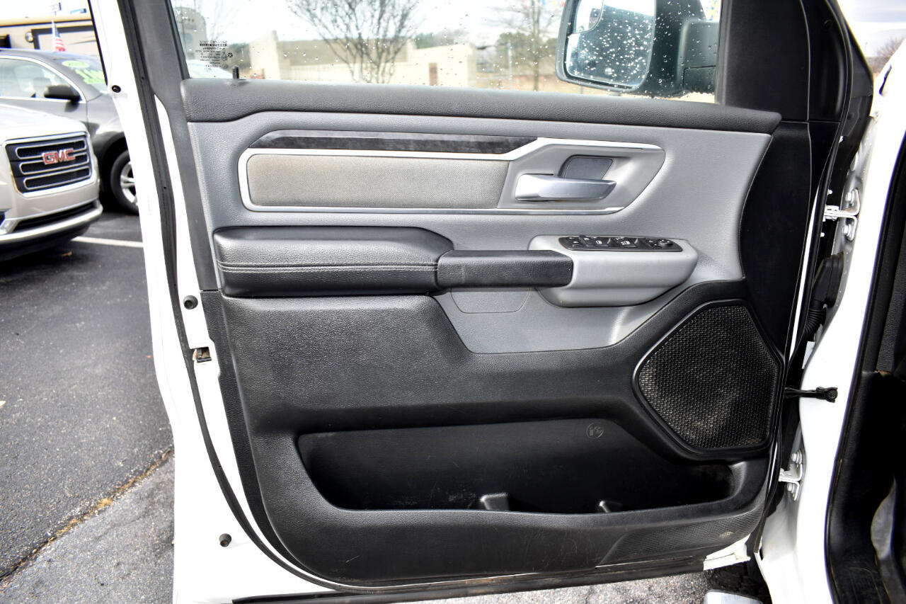 RAM 1500 Big Horn 4x4 Crew Cab 5'7" Box 2021