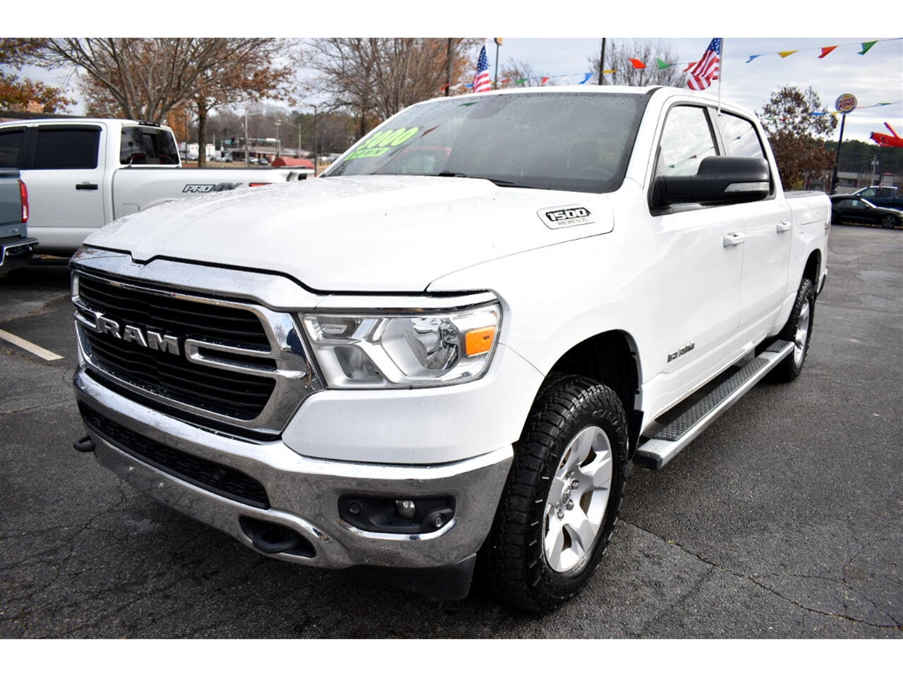 RAM 1500 Big Horn 4x4 Crew Cab 5'7" Box 2021