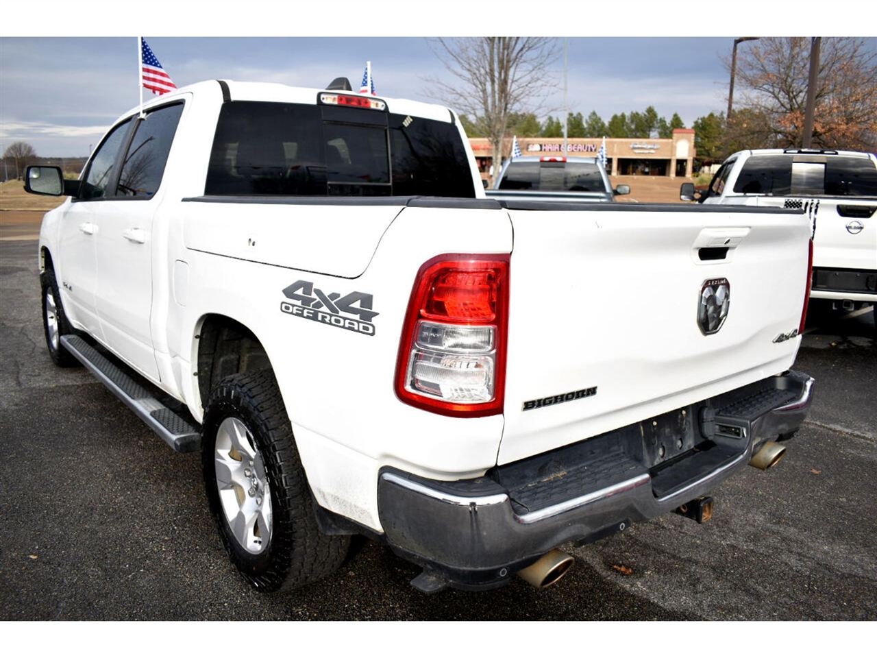 RAM 1500 Big Horn 4x4 Crew Cab 5'7" Box 2021