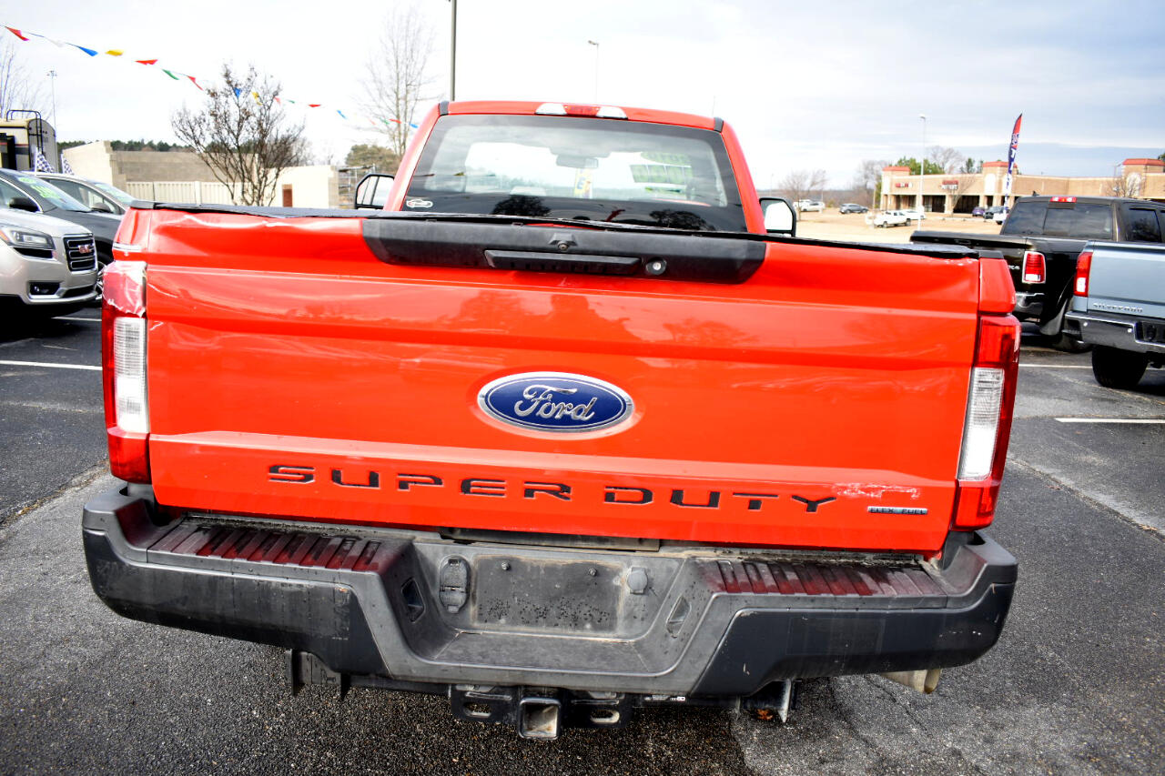 Ford Super Duty F-250 SRW XLT 2WD Reg Cab 8' Box 2019