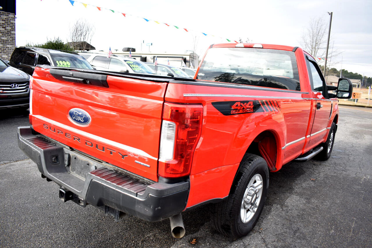 Ford Super Duty F-250 SRW XLT 2WD Reg Cab 8' Box 2019
