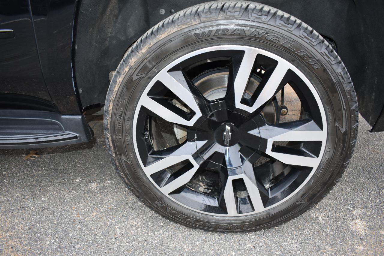 Chevrolet Suburban 4WD 4dr 1500 Premier 2019