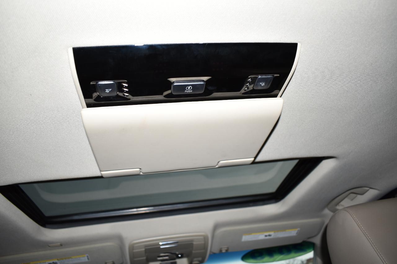 Chevrolet Suburban 4WD 4dr 1500 Premier 2019