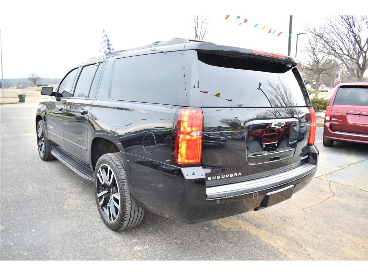 Chevrolet Suburban 4WD 4dr 1500 Premier 2019