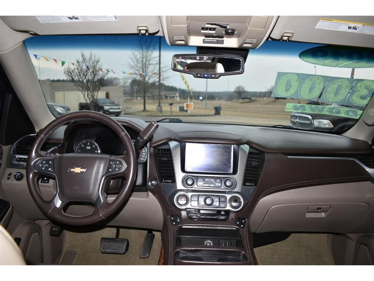 Chevrolet Suburban 4WD 4dr 1500 Premier 2019