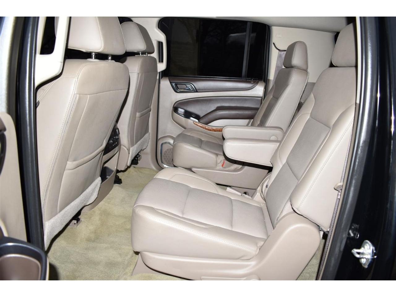 Chevrolet Suburban 4WD 4dr 1500 Premier 2019