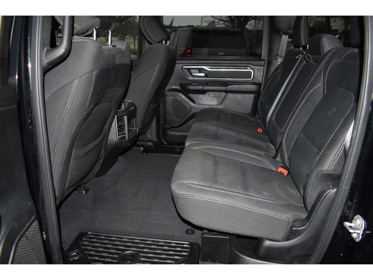 RAM 1500 Big Horn/Lone Star 4x2 Crew Cab 5'7" Box 2019