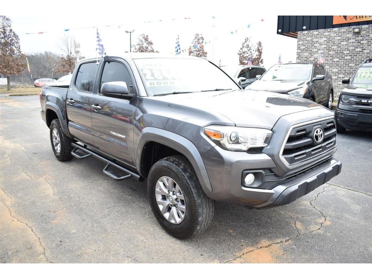 Toyota Tacoma TRD Off Road Double Cab 5' Bed V6 4x2 AT (Natl) 2017