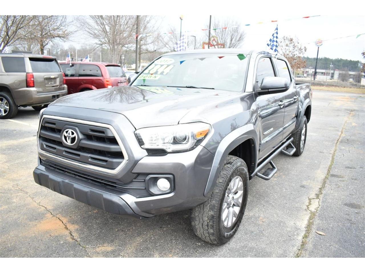 Toyota Tacoma TRD Off Road Double Cab 5' Bed V6 4x2 AT (Natl) 2017