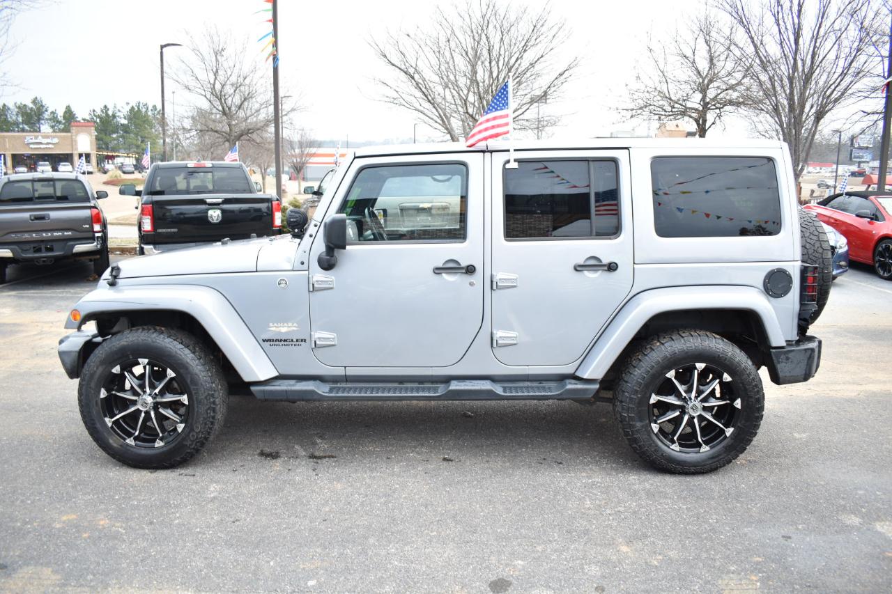 Jeep Wrangler Unlimited 4WD 4dr Sahara 2015