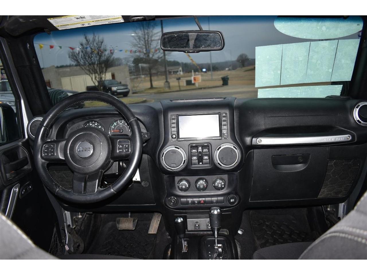Jeep Wrangler Unlimited 4WD 4dr Sahara 2015