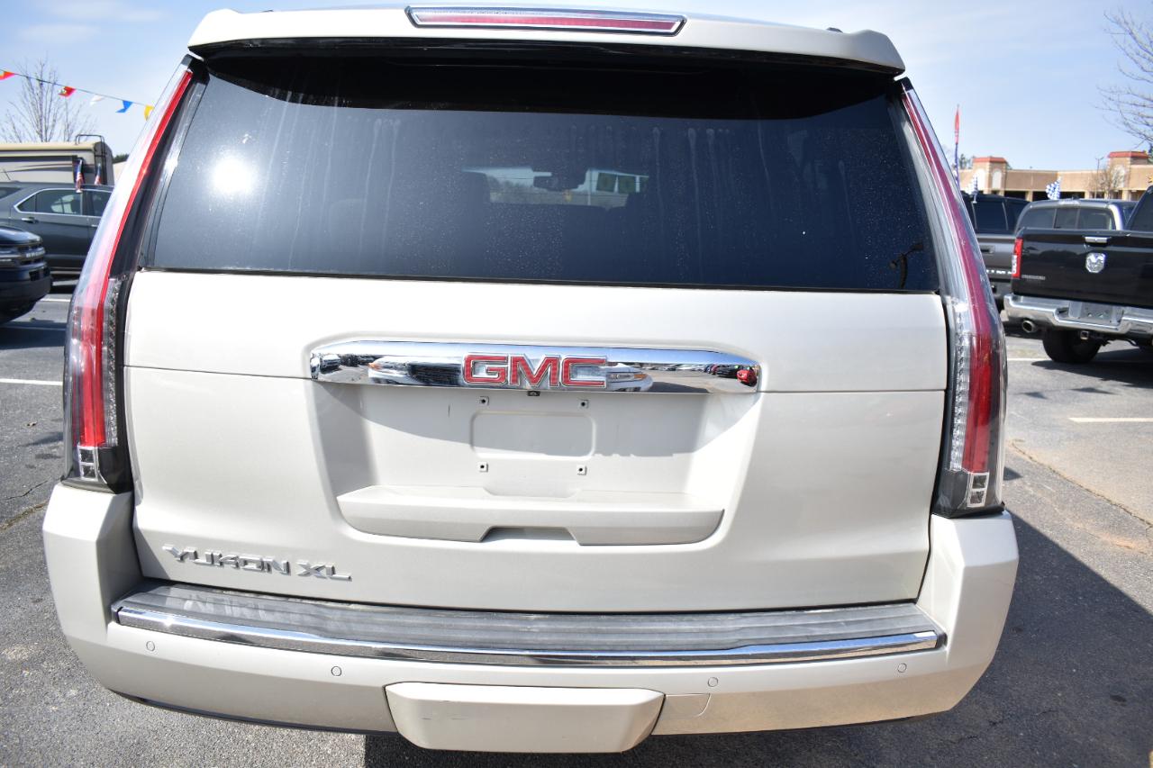 GMC Yukon XL 2WD 4dr Denali 2016