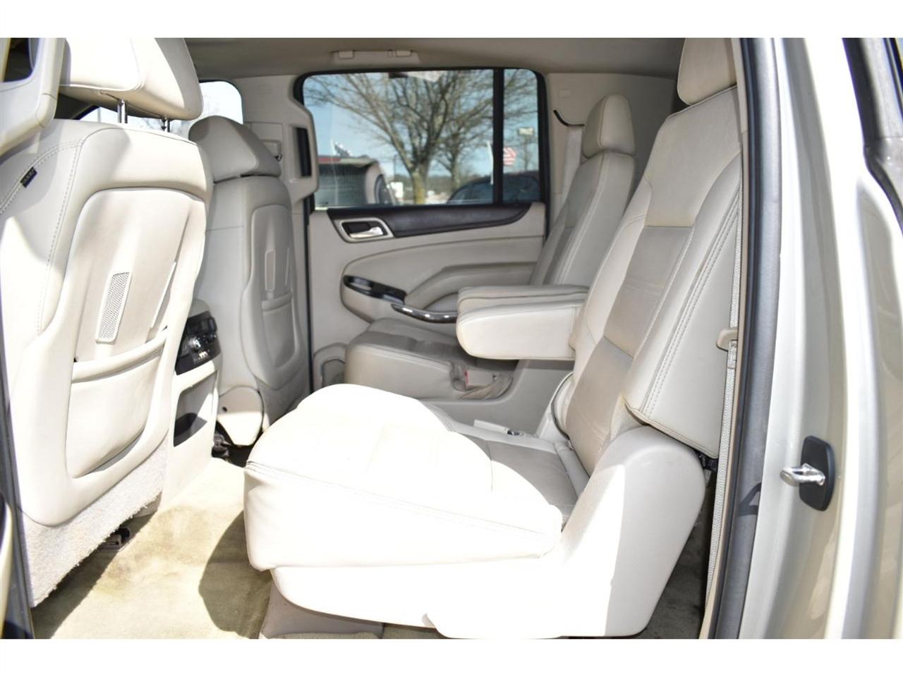 GMC Yukon XL 2WD 4dr Denali 2016