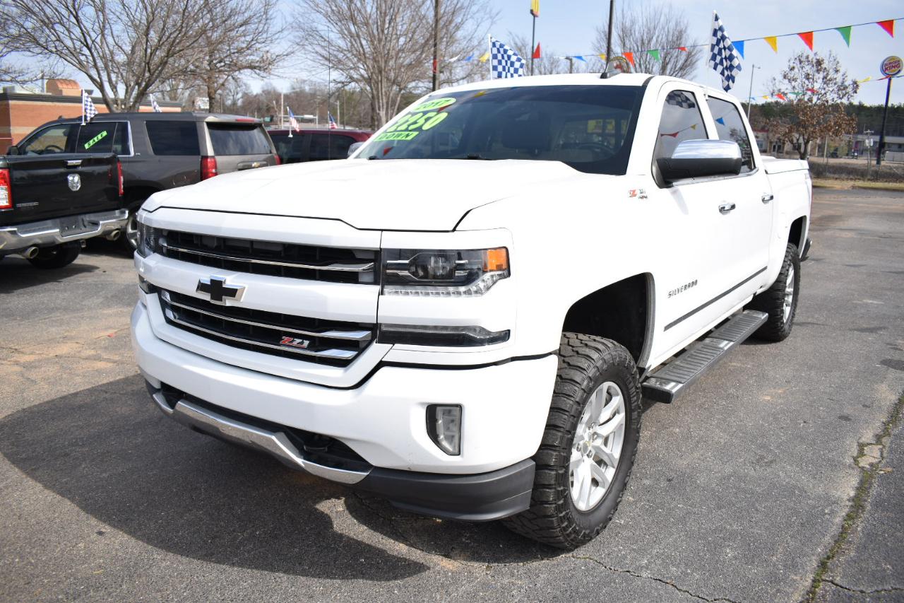 Chevrolet Silverado 1500 4WD Crew Cab 143.5" LTZ w/2LZ 2017