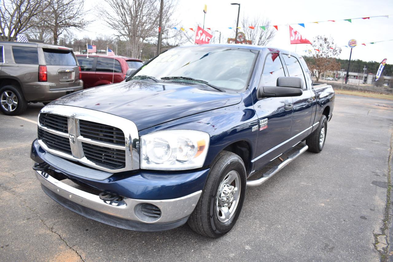 Dodge Ram 2500 2WD Mega Cab 160.5" SXT 2009