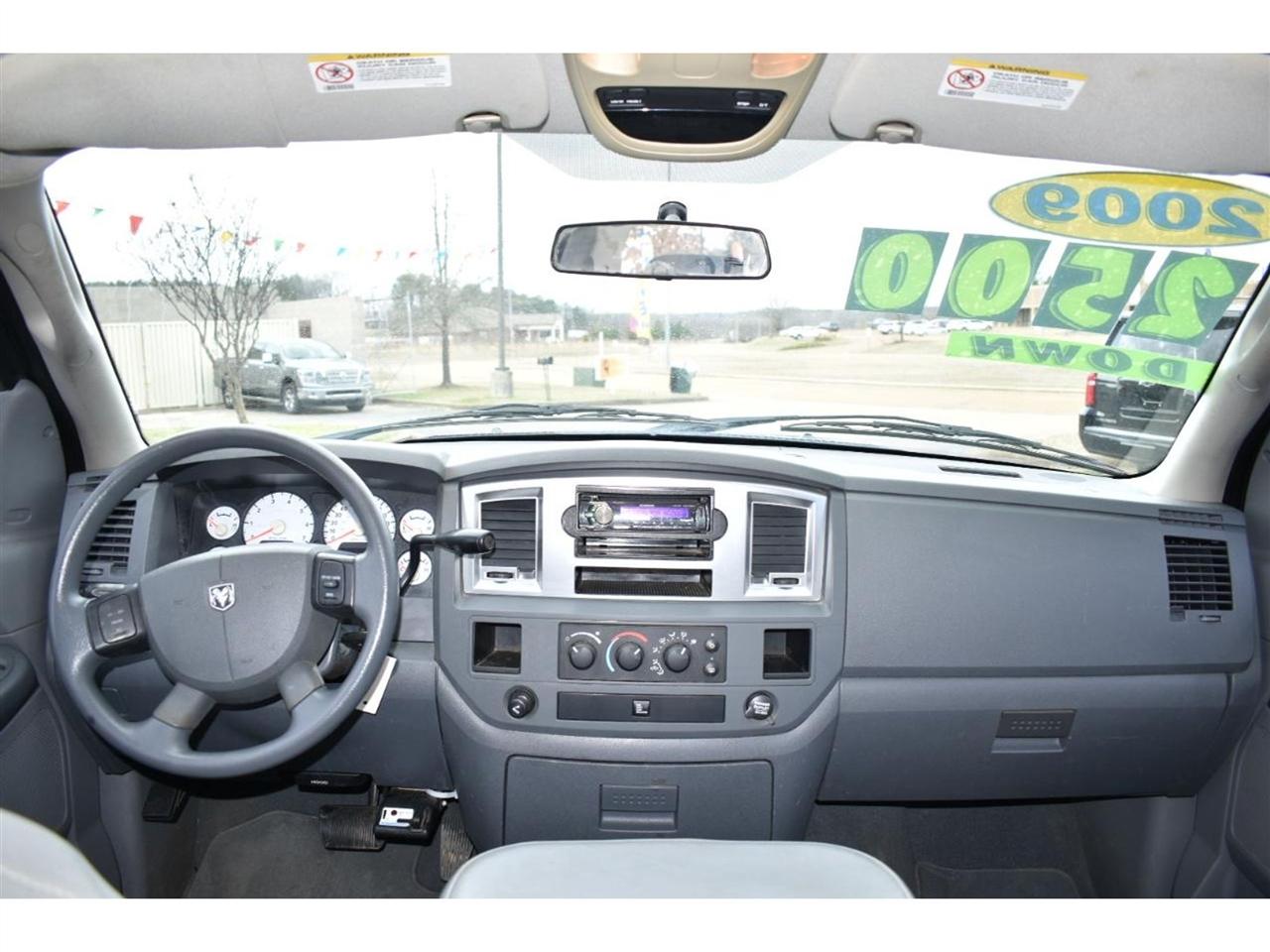 Dodge Ram 2500 2WD Mega Cab 160.5" SXT 2009