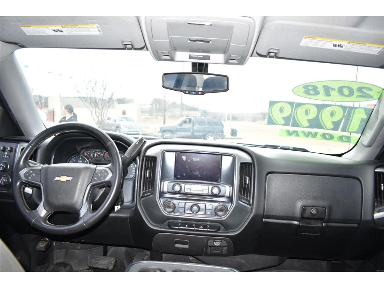 Chevrolet Silverado 1500 4WD Crew Cab 143.5" LT w/1LT 2018