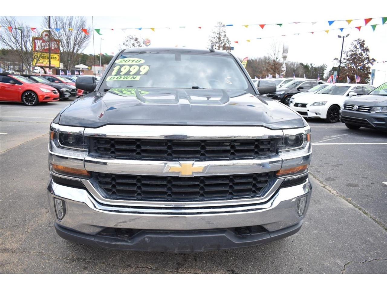 Chevrolet Silverado 1500 4WD Crew Cab 143.5" LT w/1LT 2018