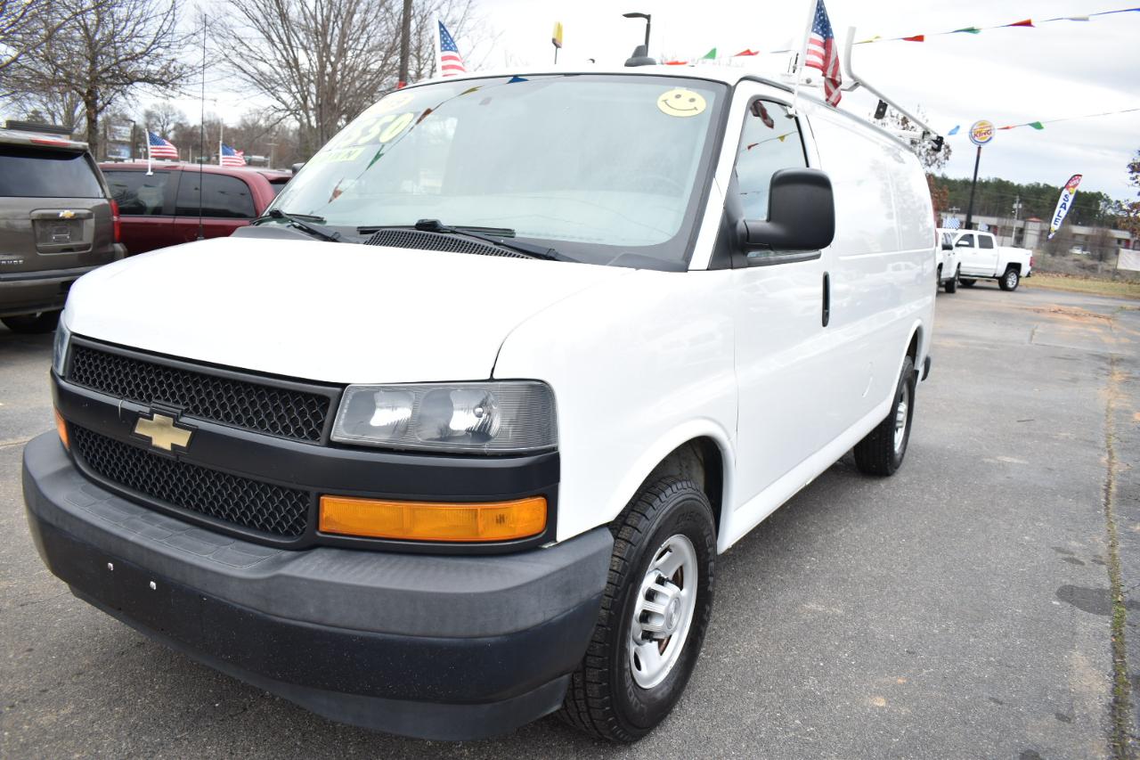 Chevrolet Express Cargo Van RWD 2500 135" 2019