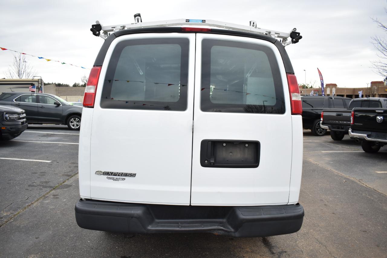 Chevrolet Express Cargo Van RWD 2500 135" 2019