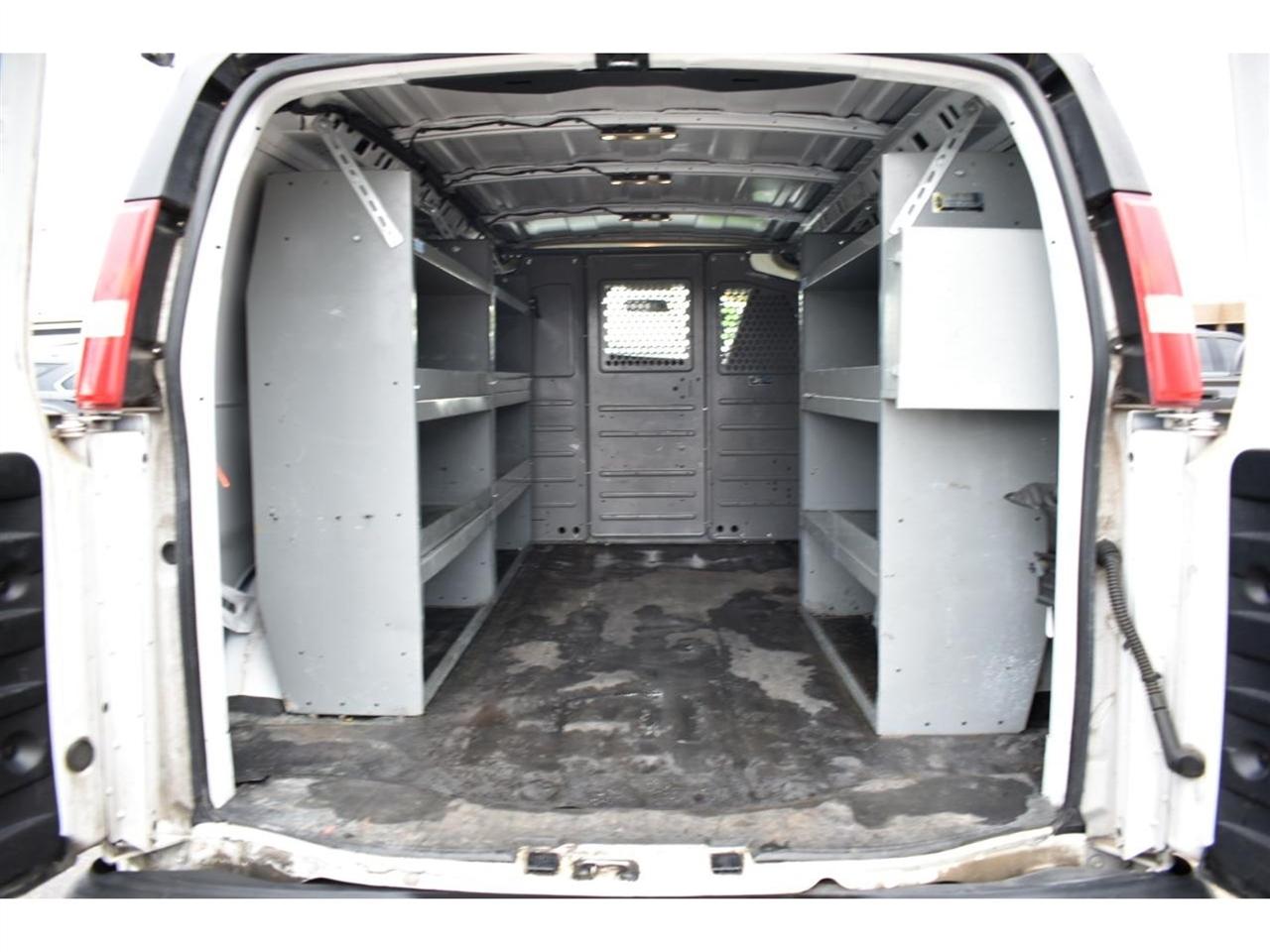 Chevrolet Express Cargo Van RWD 2500 135" 2019