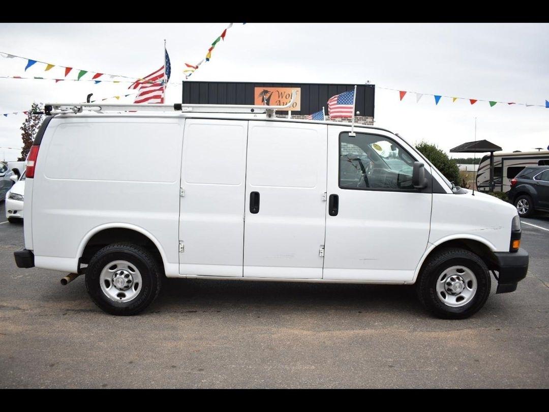 2019 Chevrolet Express Cargo Van RWD 2500 135"