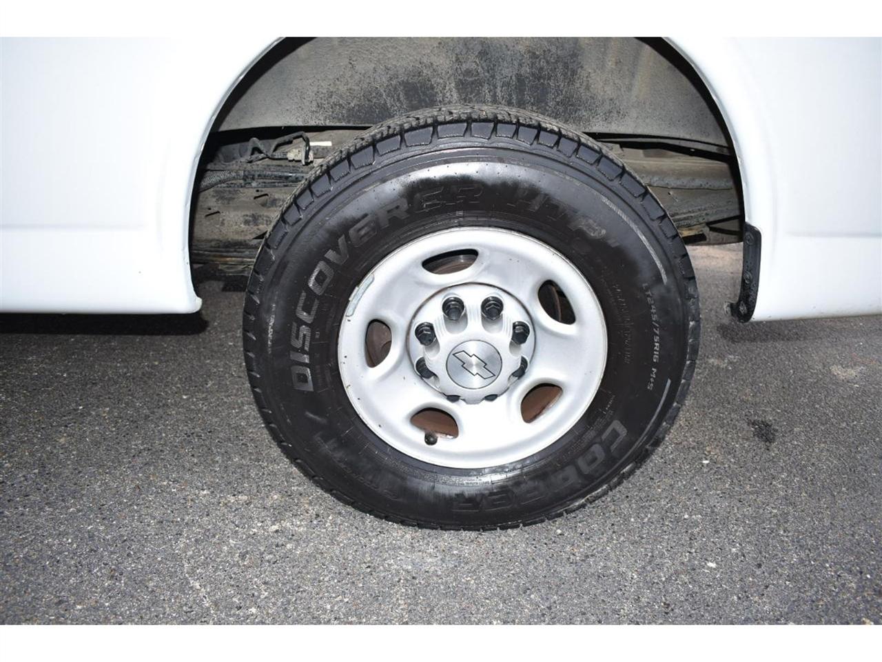 Chevrolet Express Cargo Van RWD 2500 135" 2019