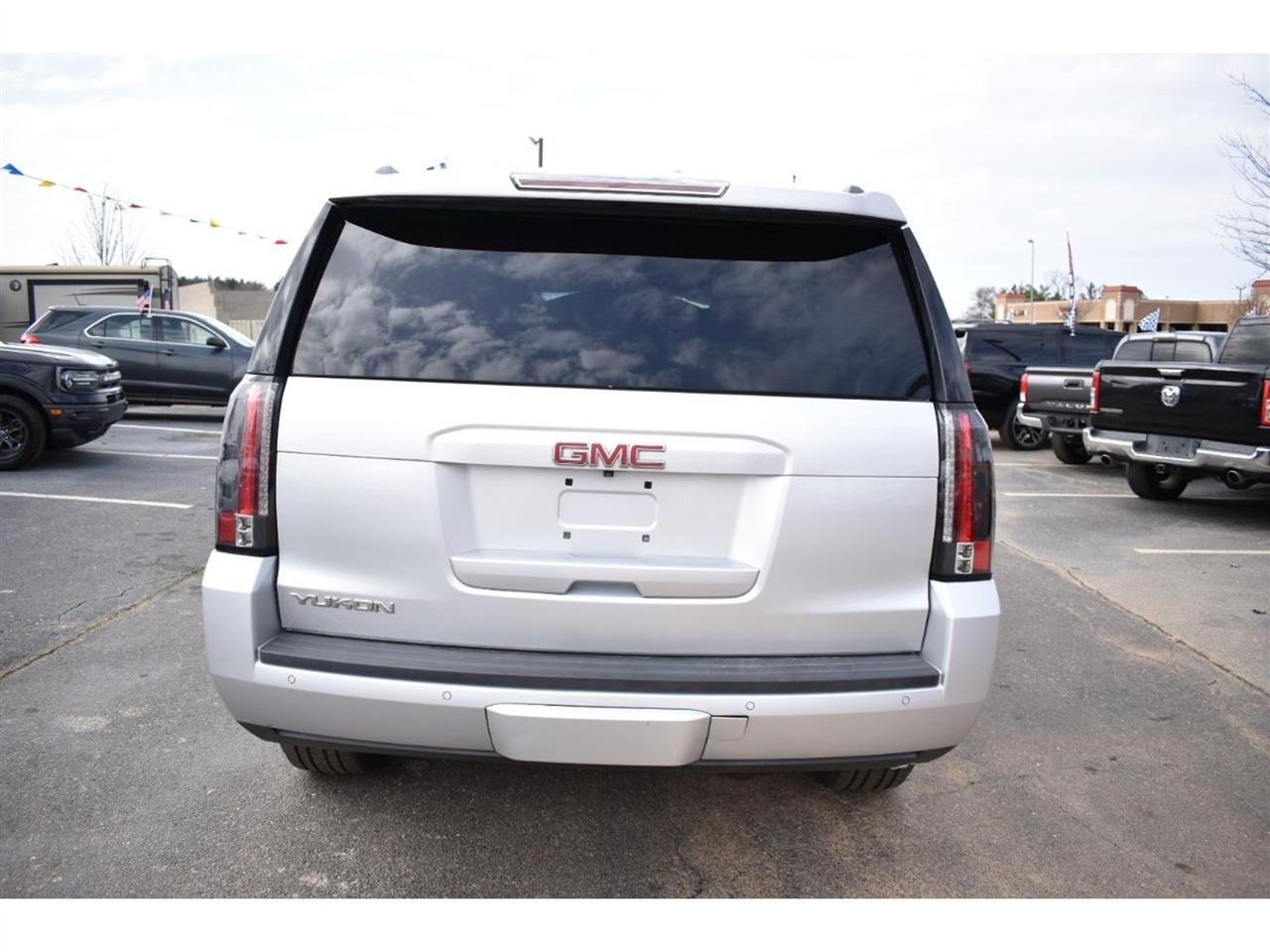 GMC Yukon 2WD 4dr SLT 2015