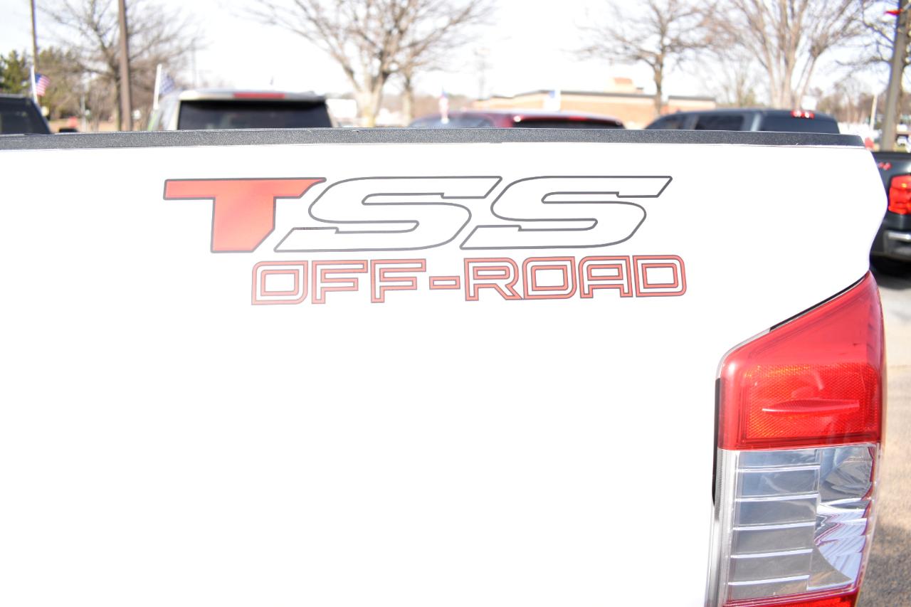 Toyota Tundra 4WD TRD Pro CrewMax 5.5' Bed 5.7L (Natl) 2021