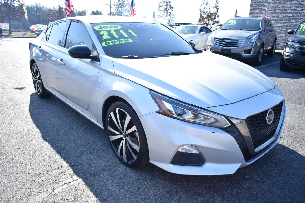 Nissan Altima 2.5 SR Sedan 2020