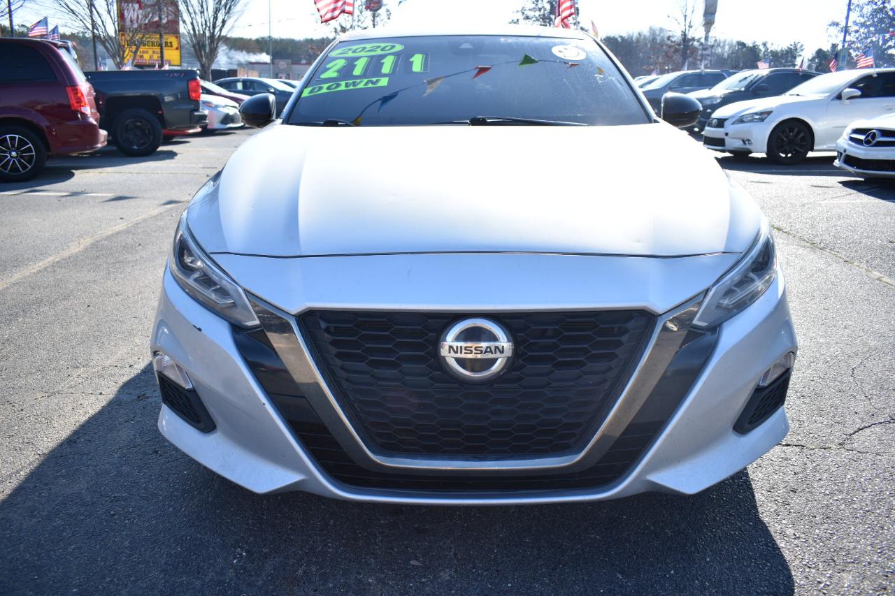 Nissan Altima 2.5 SR Sedan 2020