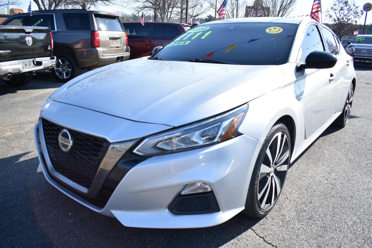 Nissan Altima 2.5 SR Sedan 2020