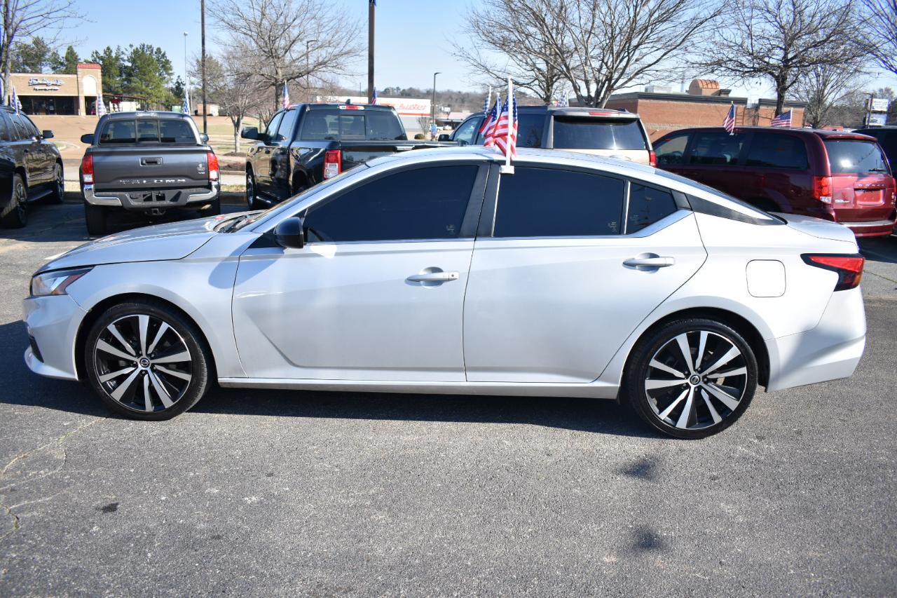 Nissan Altima 2.5 SR Sedan 2020