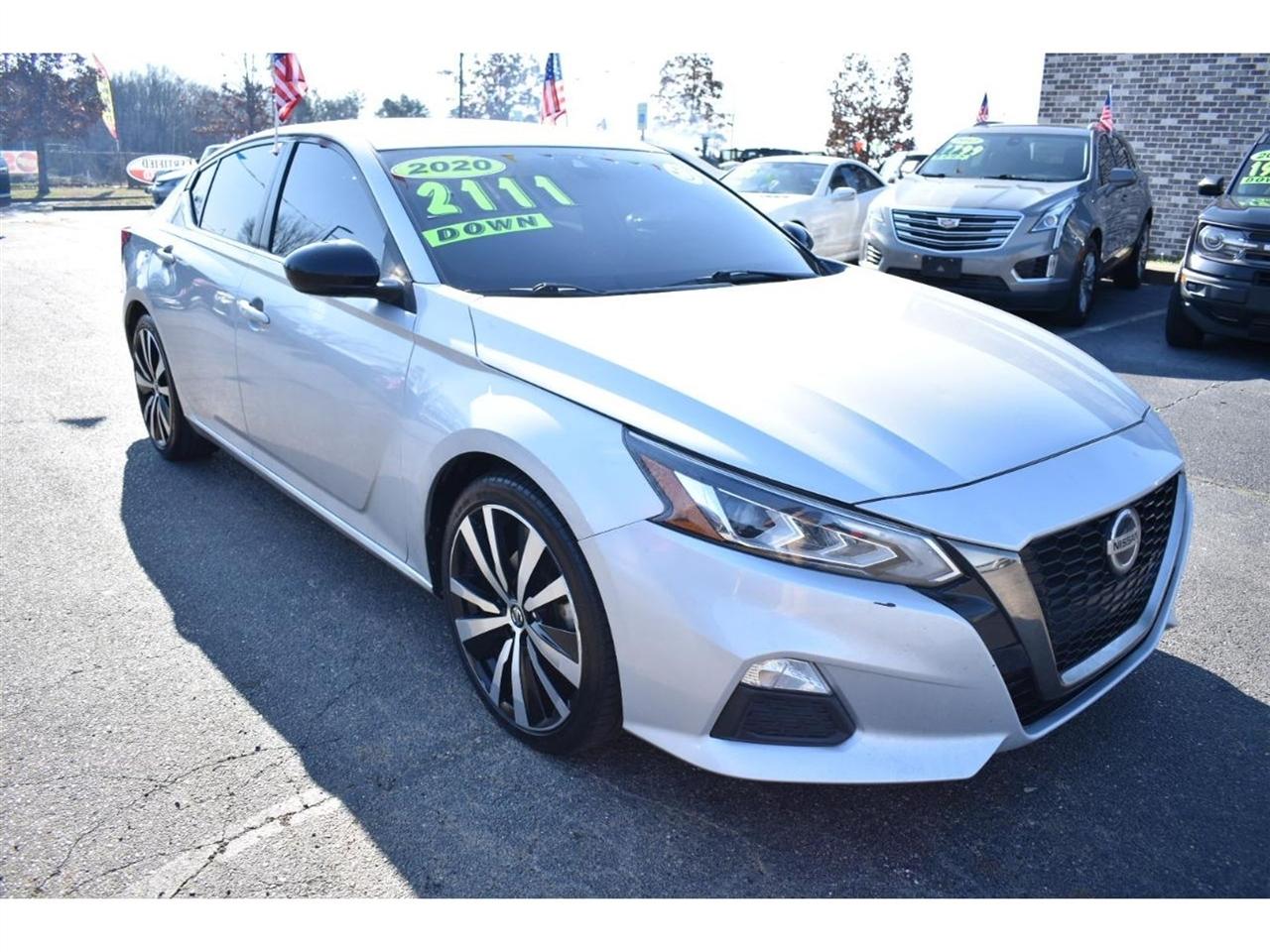 Nissan Altima 2.5 SR Sedan 2020