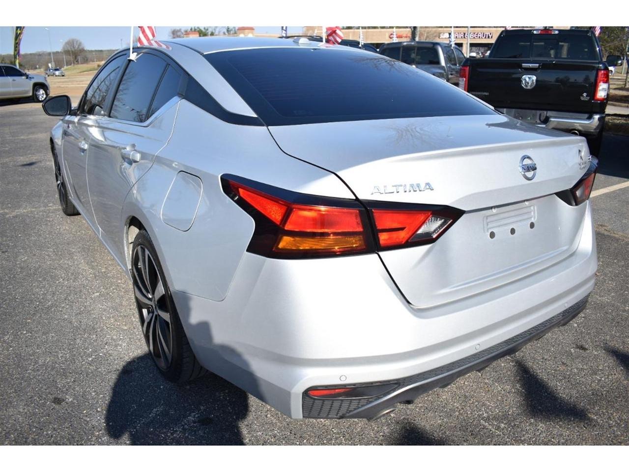 Nissan Altima 2.5 SR Sedan 2020