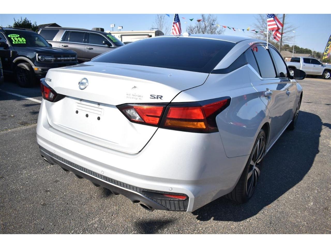 Nissan Altima 2.5 SR Sedan 2020