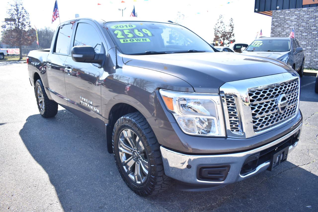 Nissan Titan 4x4 Crew Cab SV 2018