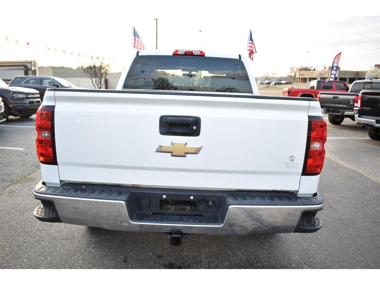 Chevrolet Silverado 1500 2WD Crew Cab 143.5" LT w/1LT 2016