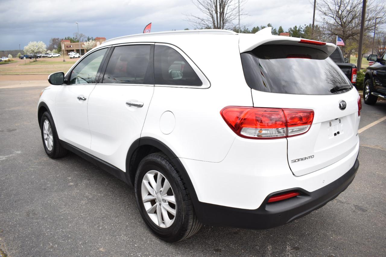 Kia Sorento LX FWD 2017