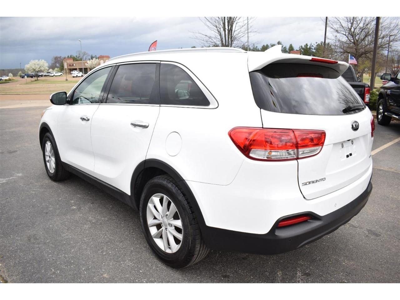 Kia Sorento LX FWD 2017