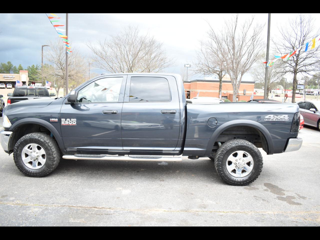 RAM 2500 Tradesman 4x4 Crew Cab 6'4" Box 2018