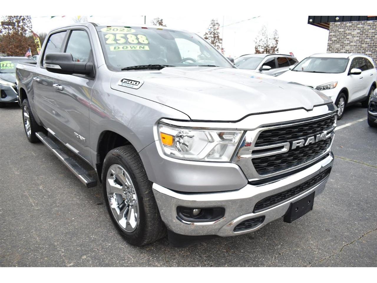 RAM 1500 Lone Star 4x2 Crew Cab 5'7" Box 2022