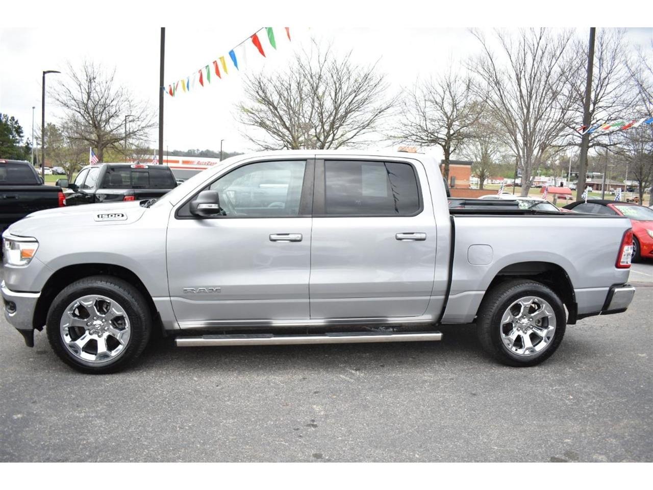 RAM 1500 Lone Star 4x2 Crew Cab 5'7" Box 2022