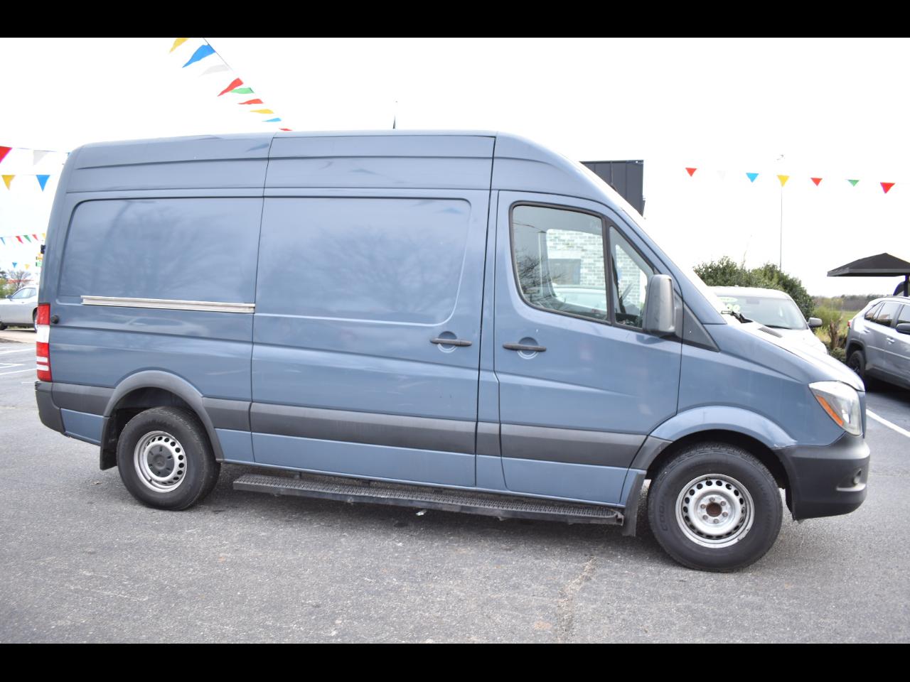 Mercedes-Benz Sprinter Cargo Van 2500 Standard Roof V6 144" Worker RWD 2018