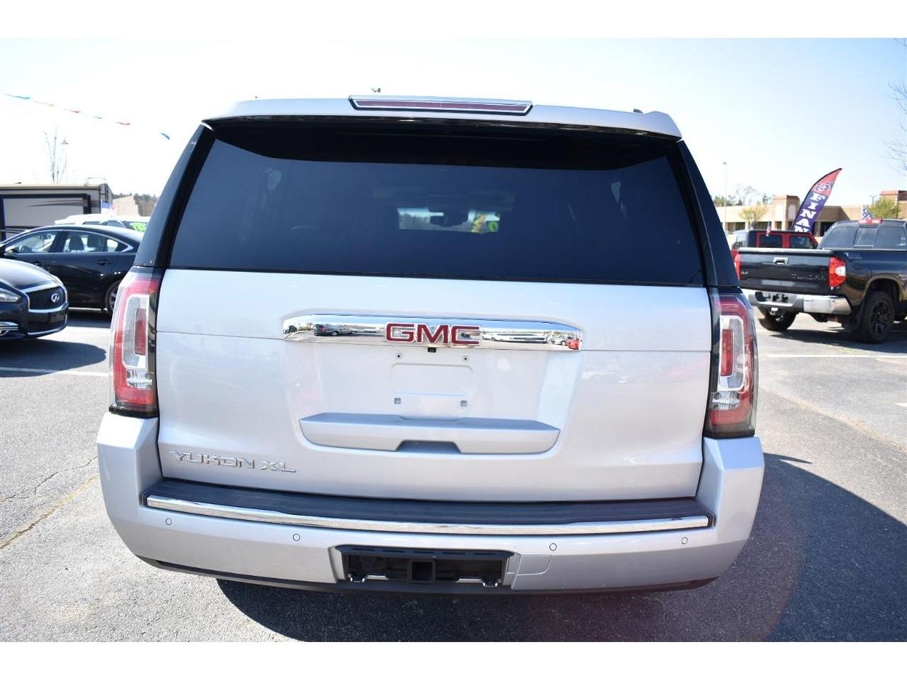 GMC Yukon XL 2WD 4dr Denali 2018