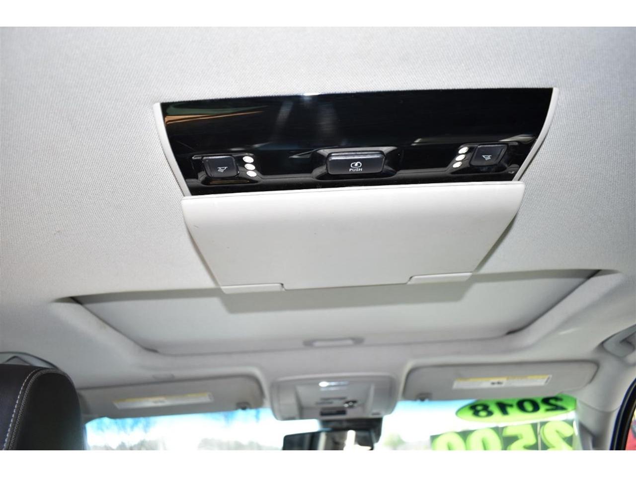 GMC Yukon XL 2WD 4dr Denali 2018