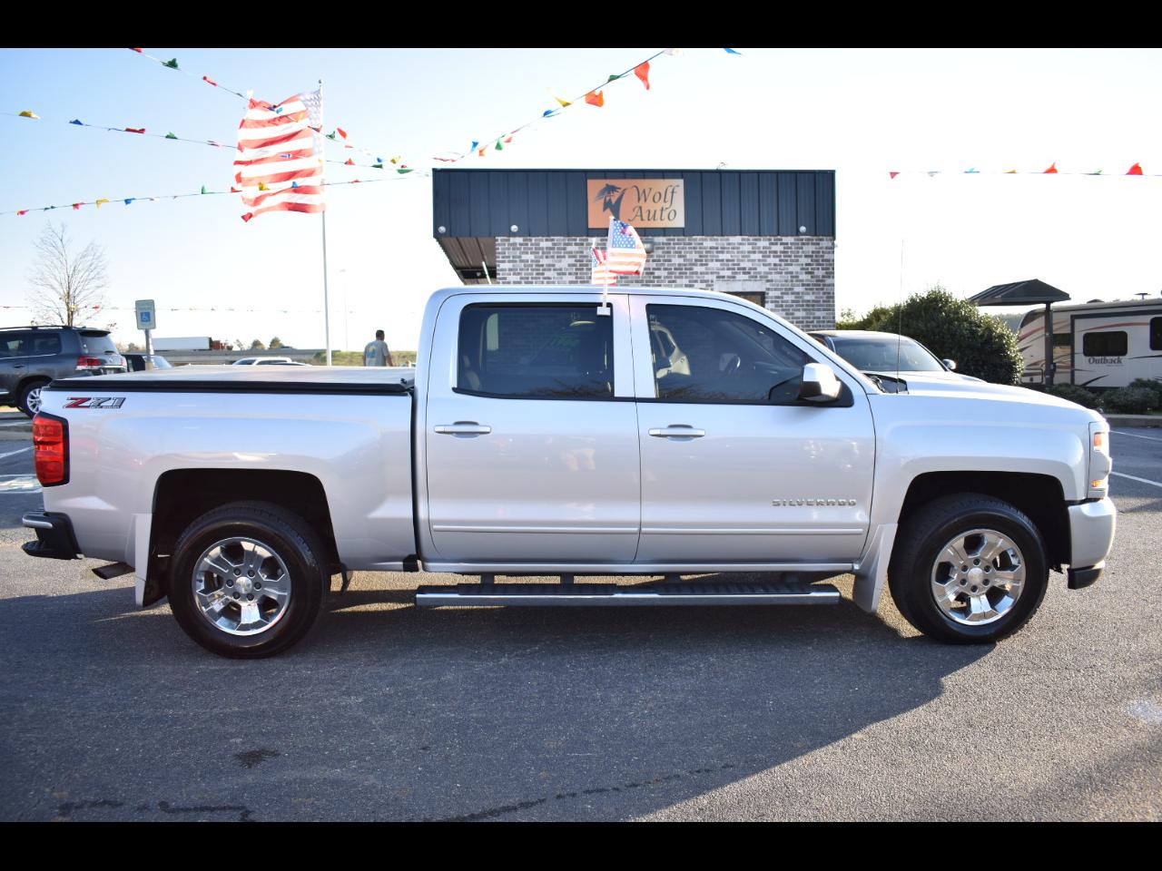 2018 Chevrolet Silverado 1500 4WD Crew Cab 143.5" LT w/2LT