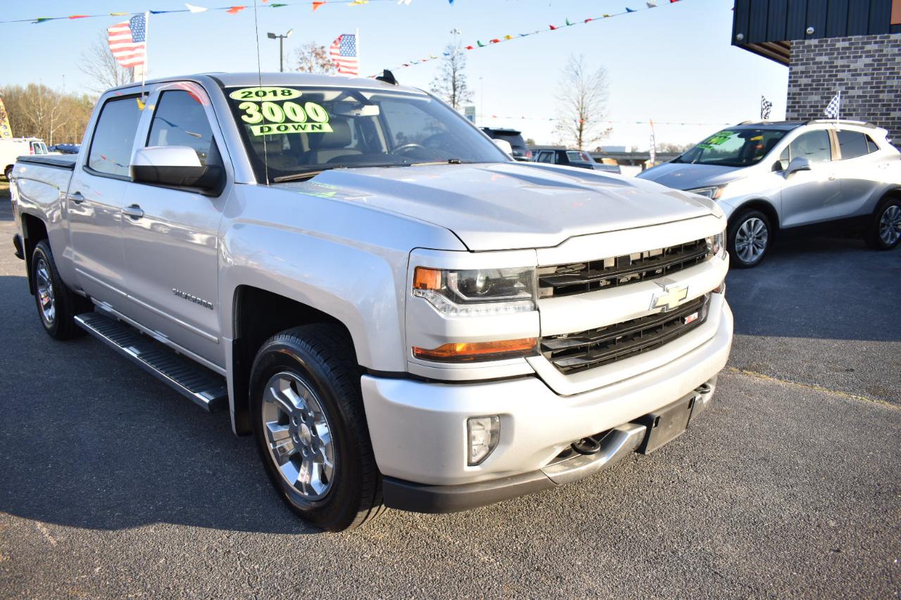 Chevrolet Silverado 1500 4WD Crew Cab 143.5" LT w/2LT 2018