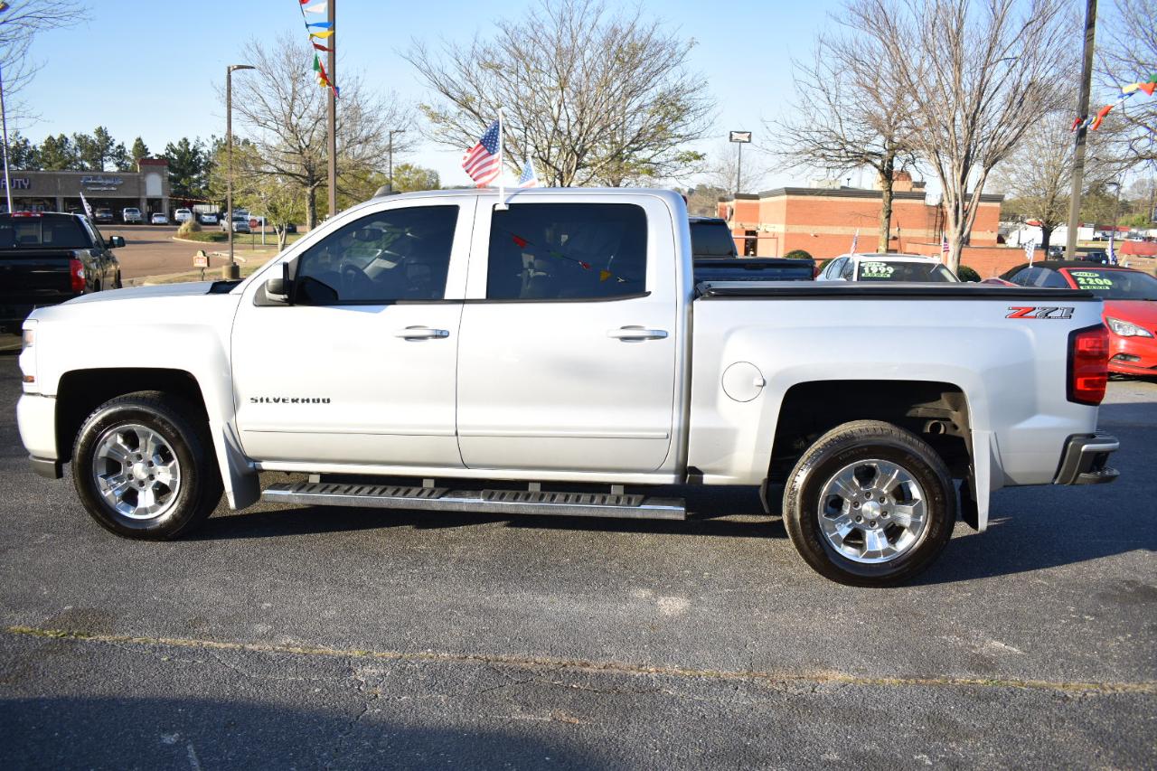 Chevrolet Silverado 1500 4WD Crew Cab 143.5" LT w/2LT 2018