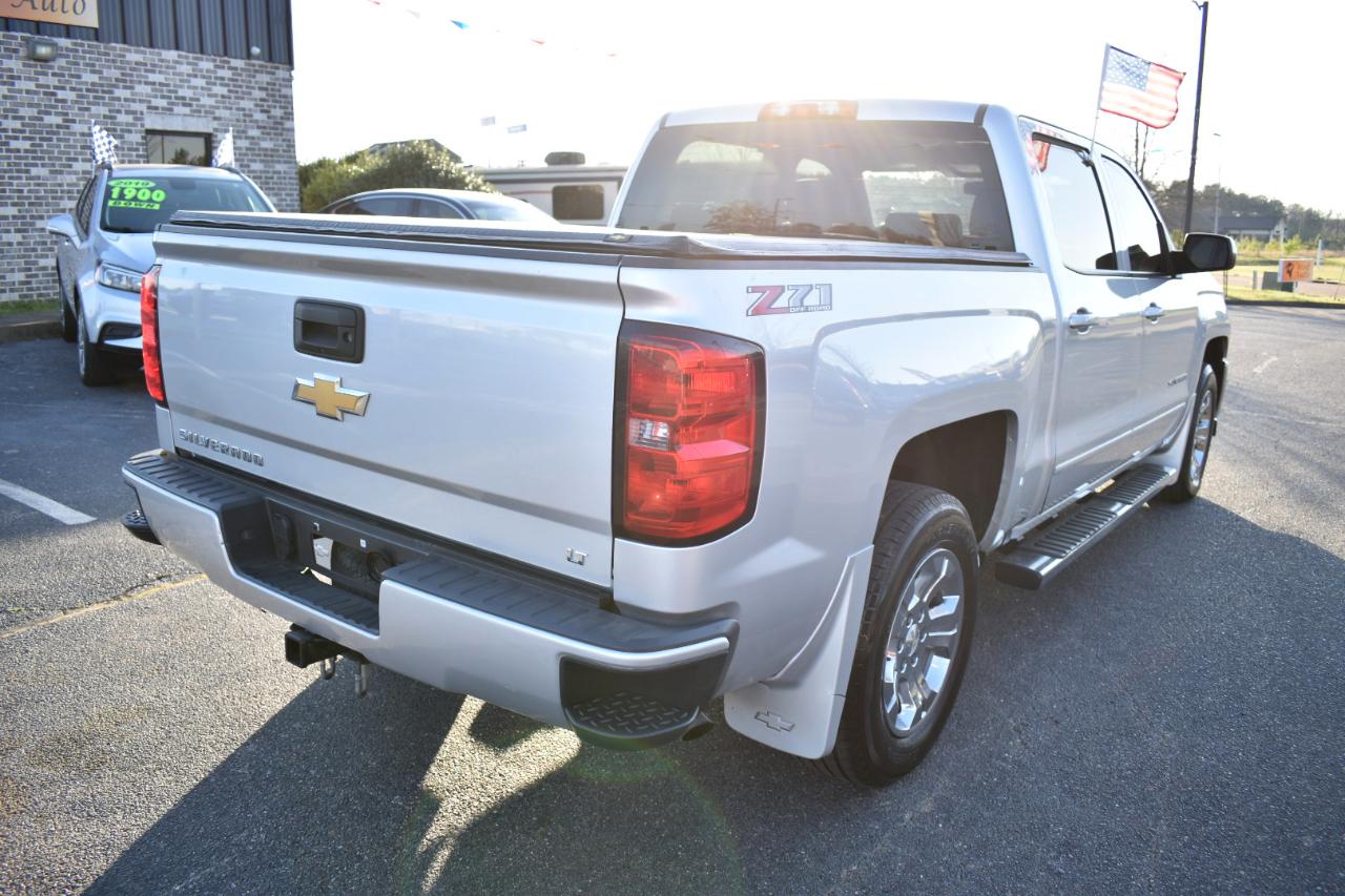 Chevrolet Silverado 1500 4WD Crew Cab 143.5" LT w/2LT 2018